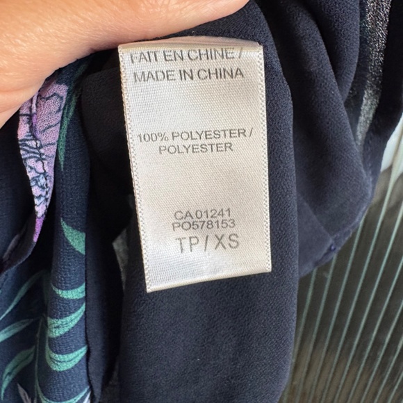 Twik Floral Tank - Picture 8 of 8